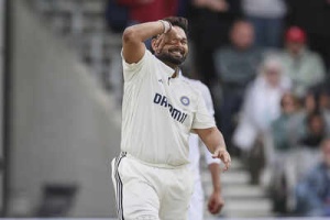 Ashwin Urges Pant: Convert Centuries to Double Centuries in England Test Series