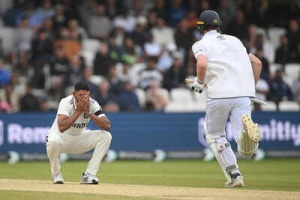 Headingley Debacle: Can India Rebound? Experts Weigh Bowling Changes, Including Kuldeep Yadav