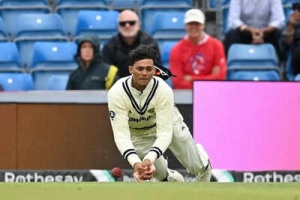 Jaiswal's Fielding Under Fire: Headingley Errors Spark Recall of MCG Mishaps