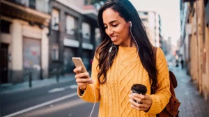 What Your Phone Grip Says About You: Uncover Hidden Personality Traits With This Viral Test