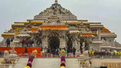 Live broadcast of Ram Lalla Aarti on Doordarshan