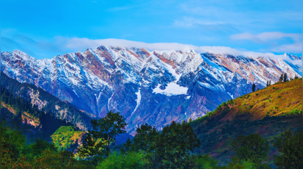 The Tirthan River flowing through the valley