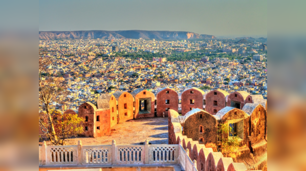 British retirees finding new life in Rajasthan in The Best Exotic Marigold Hotel