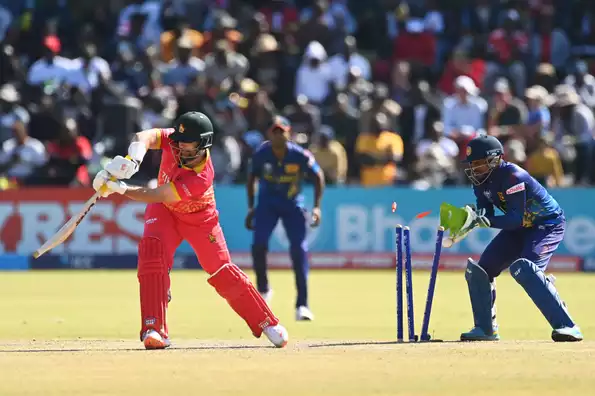 Sri Lankan cricketers in action.