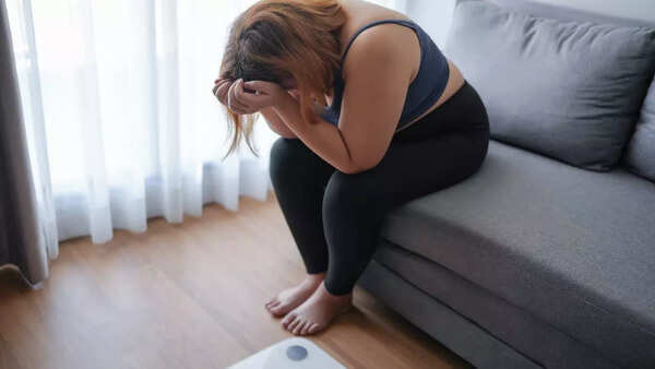 Beer consumption can lead to weight gain and bloating.