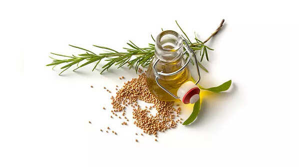 Mustard seeds in hair oil